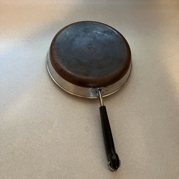 Set of 2 Nonstick Pans - Picture 8 of 8